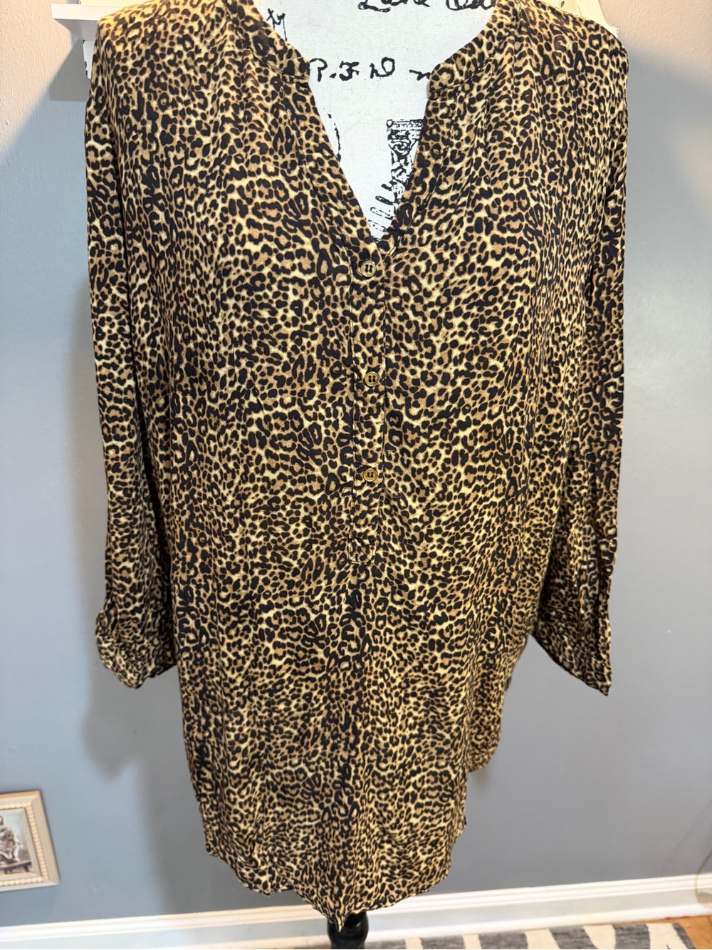 GRAND & GREENE LEOPARD PRINT BUTTON FRONT TUNIC SZ XL